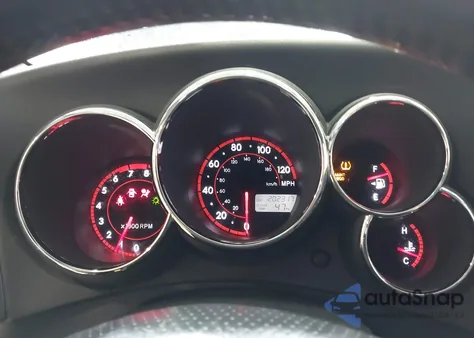 2005 Toyota Matrix Xr z USA, uszkodzony, nr VIN 2T1LR32EX5C462978